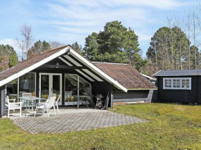 Modern Holiday Home in Lolland with Terrace, Rødby